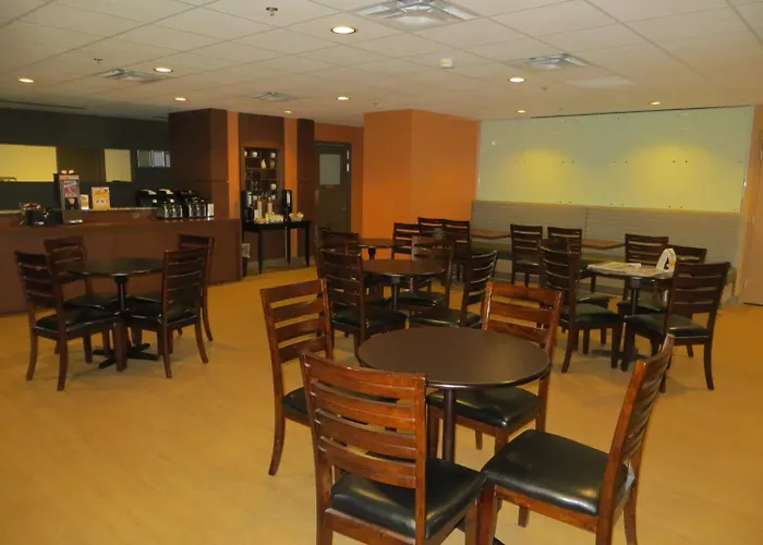 Econo Lodge Winnipeg